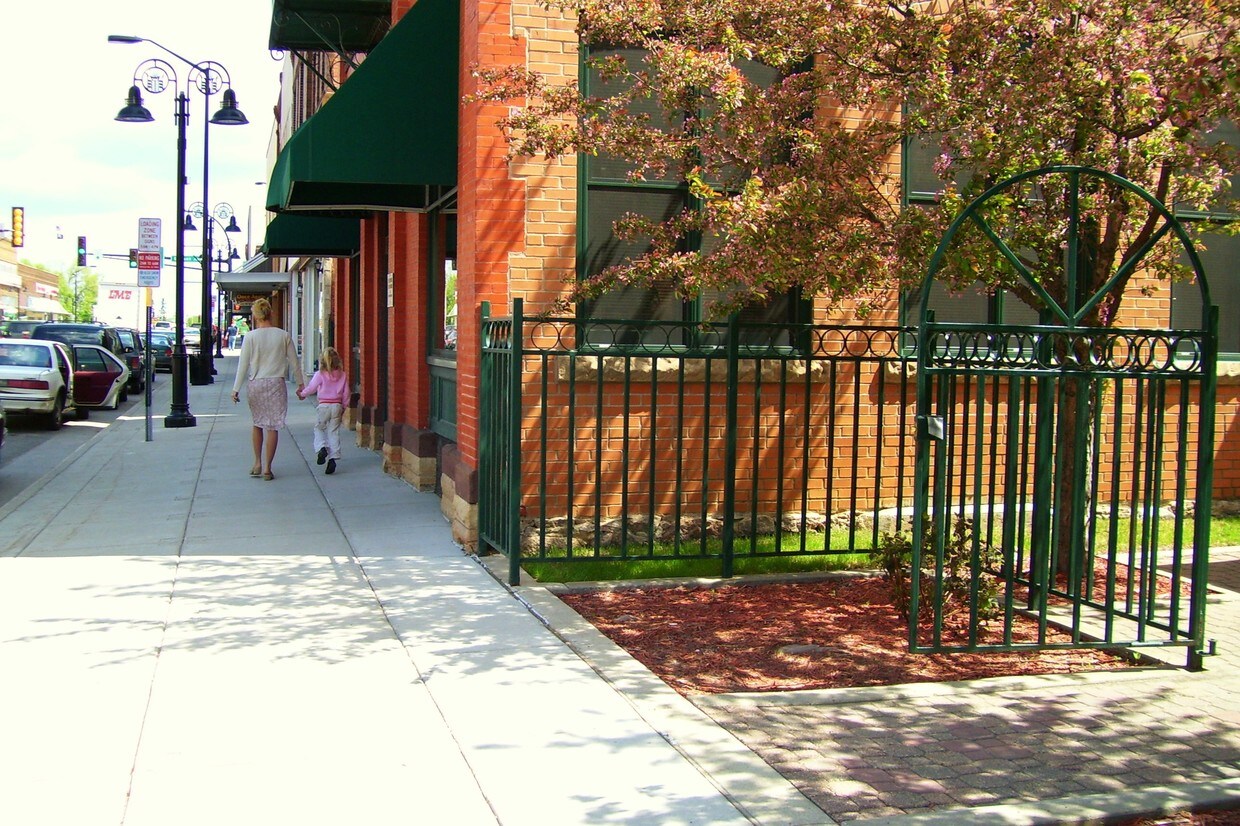 Downtown Location - 218 Jefferson St S
