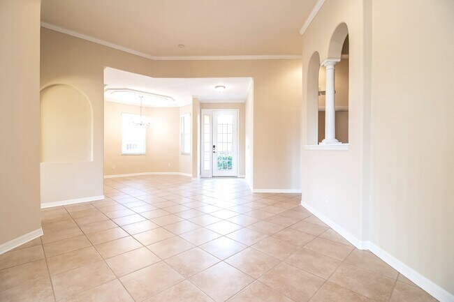 Building Photo - 11550 Via Lucerna Cir