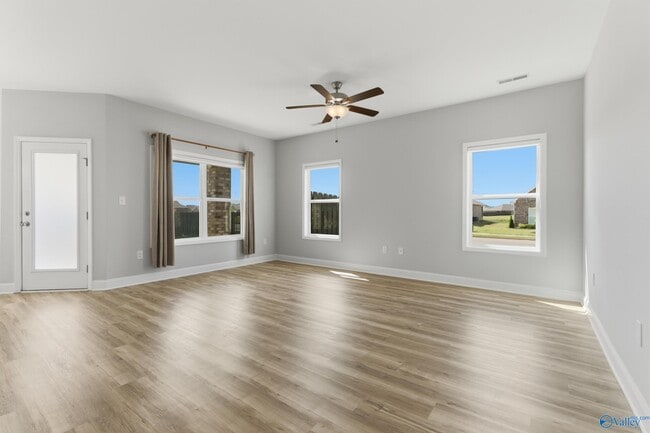 Foto del edificio - 200 Goldie Ct