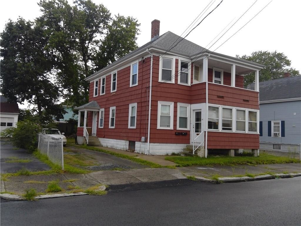 161 Chaplin St, Pawtucket, RI 02861 Apartment for Rent in Pawtucket