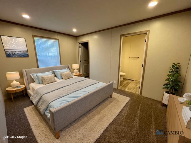 Building Photo - 14566 Red Bud Trail N