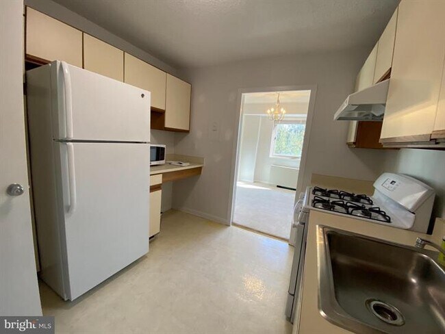 Building Photo - 2 Bed/1 Bath in Park Place
