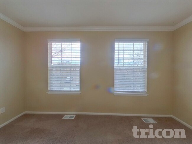 Foto del edificio - 10444 S Ketchwood Ct