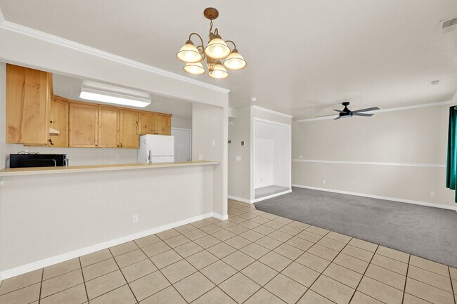Building Photo - 3117 Van Buren Ave