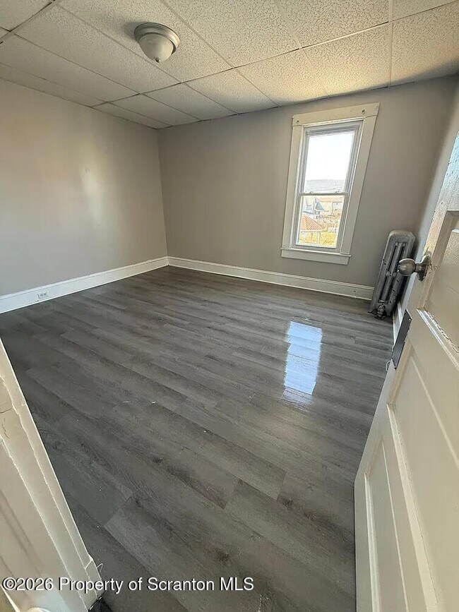 Foto del edificio - 214 S Sumner Ave