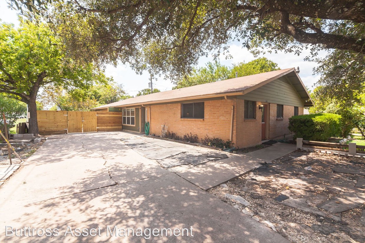Foto principal - 2405 Ventura Dr