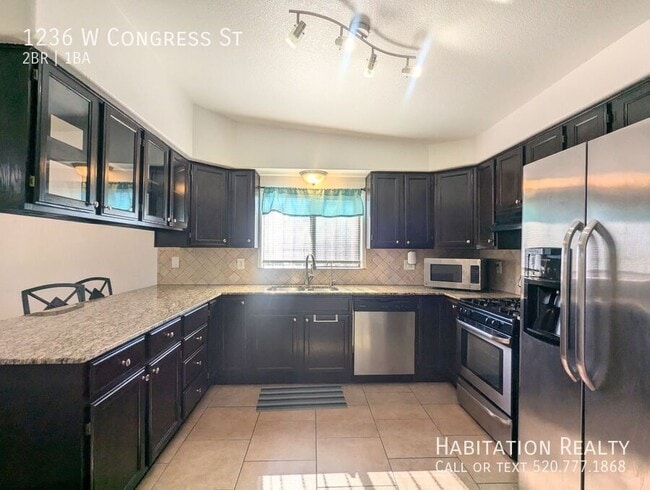 Building Photo - 1236 W Congress St