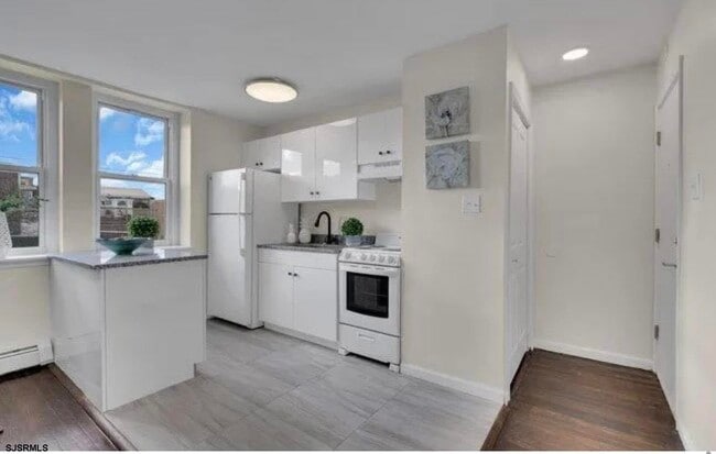 Foto del edificio - 3939 Ventnor Ave