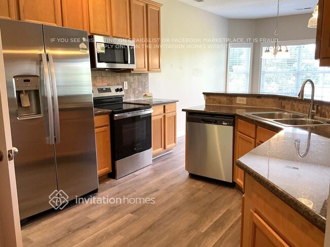 Building Photo - 4104 Plum Creek Ct