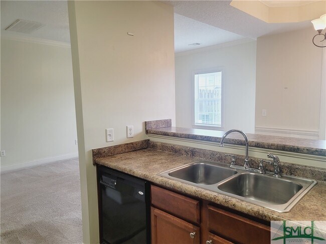 Building Photo - 121 Barfield Way