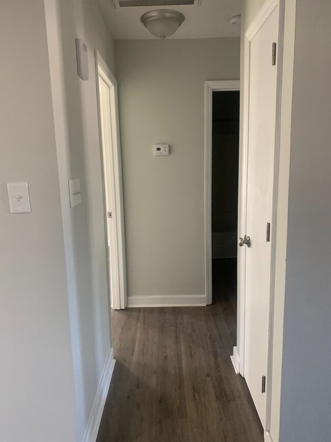 Foto del edificio - Two Bedroom, One Bath Duplex in Havelock