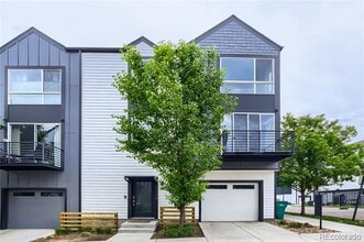Building Photo - 5566 W 11th Pl