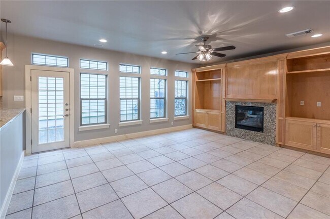 Foto del edificio - 306 E 34th St