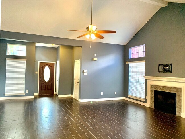 Building Photo - 14115 Cascade Falls Dr