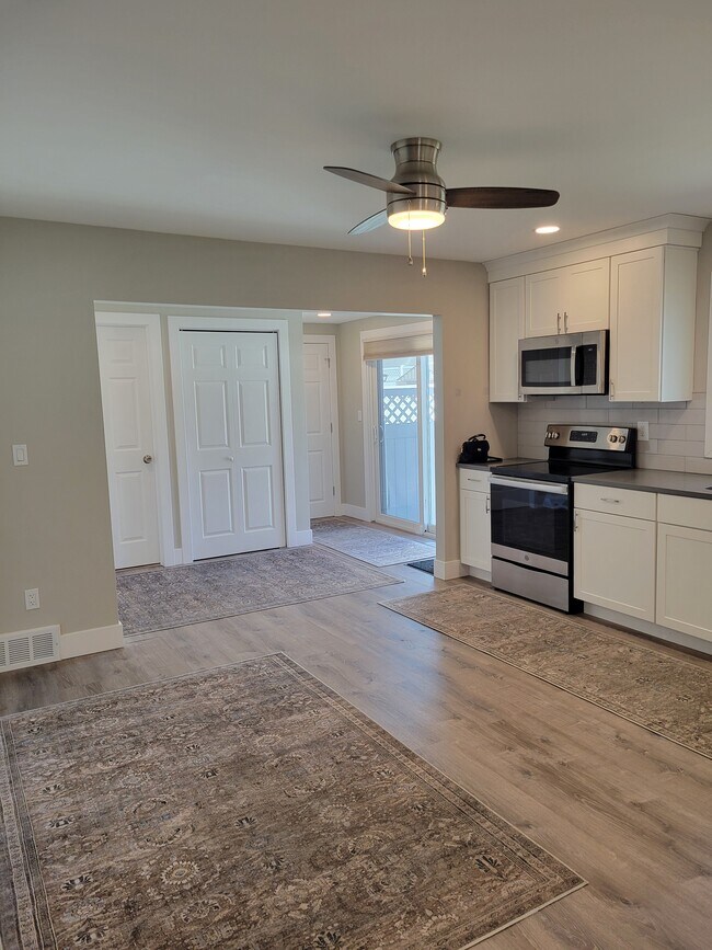 18 Ledgewood Dr Unit 18 A Ledgewood Dr., Albany, NY 12205 Apartments