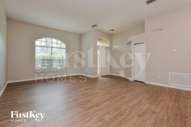 Building Photo - 517 Fitzwilliam Way