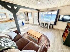 Building Photo - 8 Sand Beach Ln