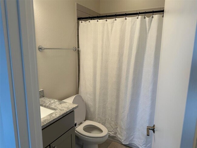 Foto del edificio - 1523 Hickory St