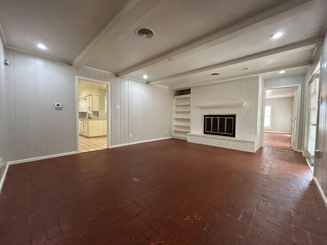 Building Photo - 4605 23rd St