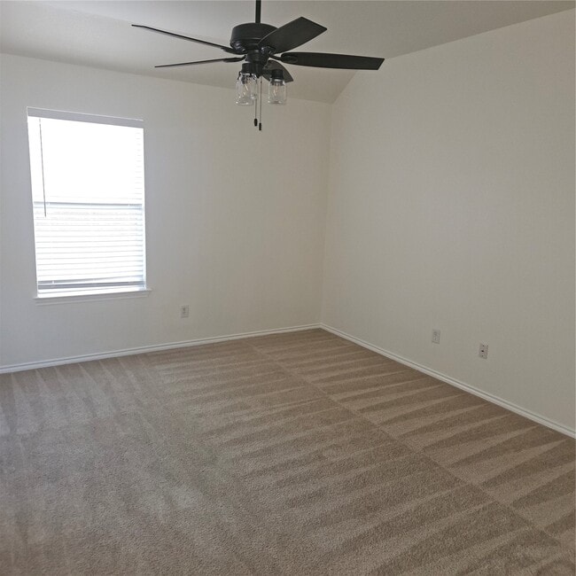 Building Photo - 20314 Baytide Ct