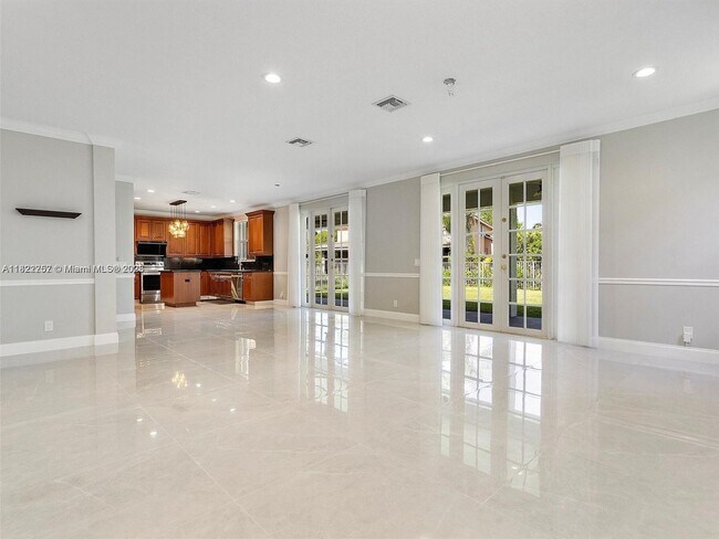 Building Photo - 1175 Peregrine Way