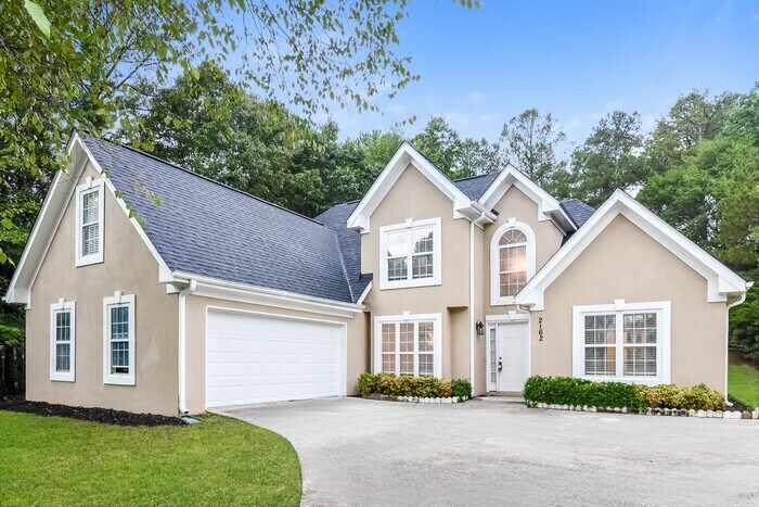 Foto principal - 2162 Flowering Dr