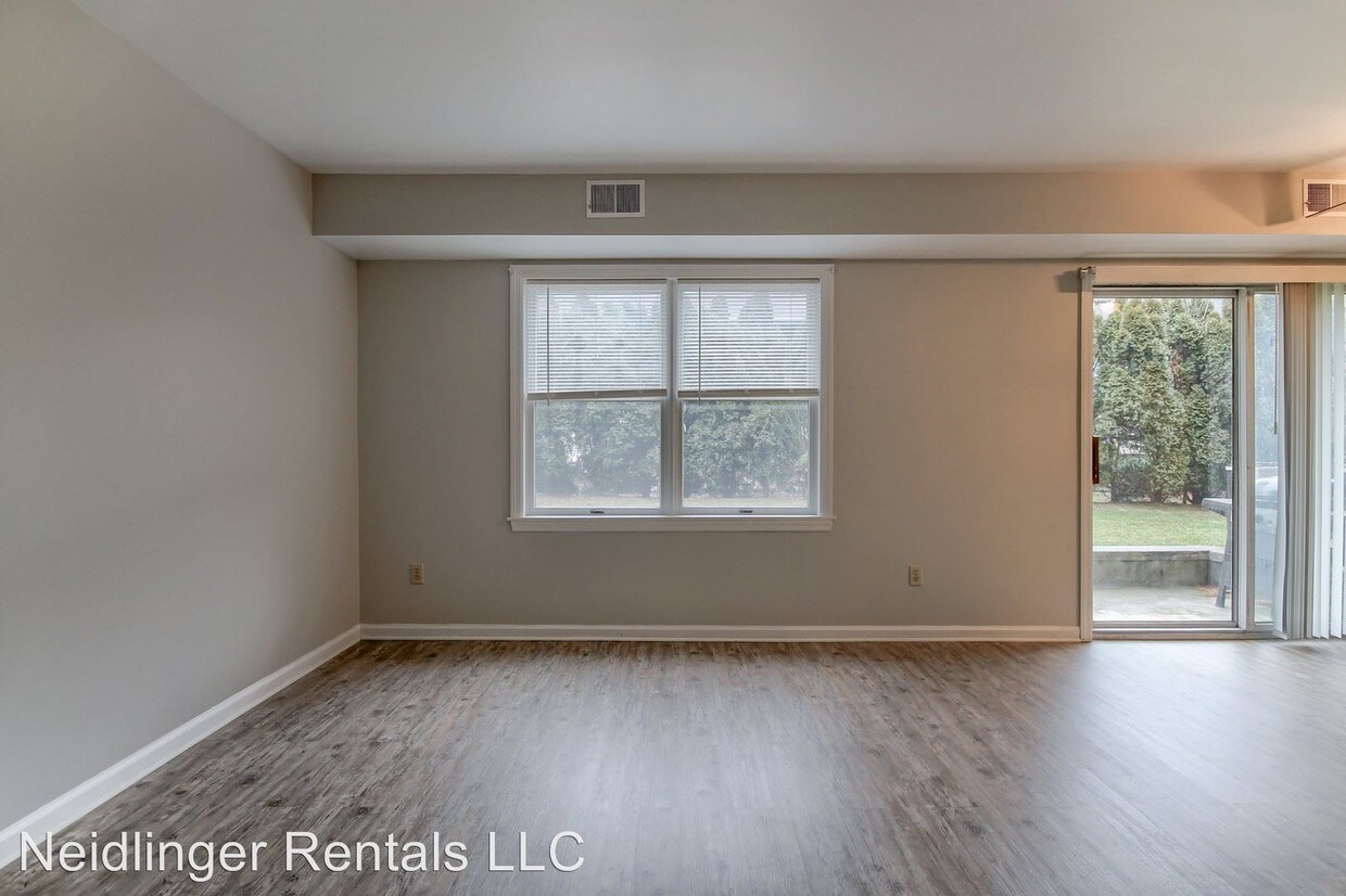 Foto principal - 561 Alison Dr