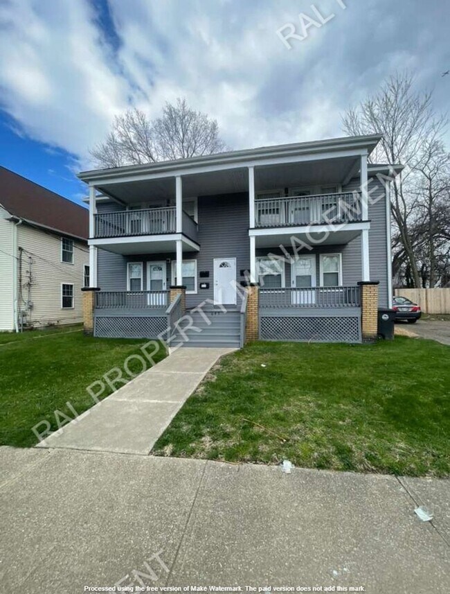 Building Photo - 647 Eddy Rd