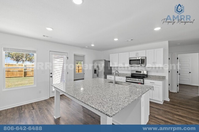 Building Photo - 3-Bedroom Home In Suburban-Style Neighborhood!