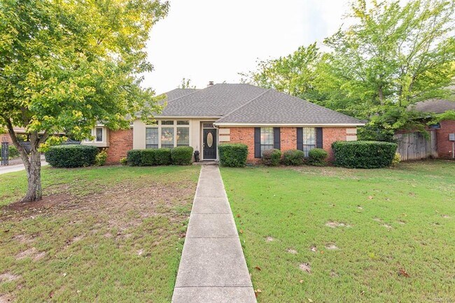 Foto del edificio - 8712 Twelve Oaks Ln