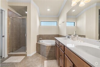 Building Photo - 9510 Avellino Wy