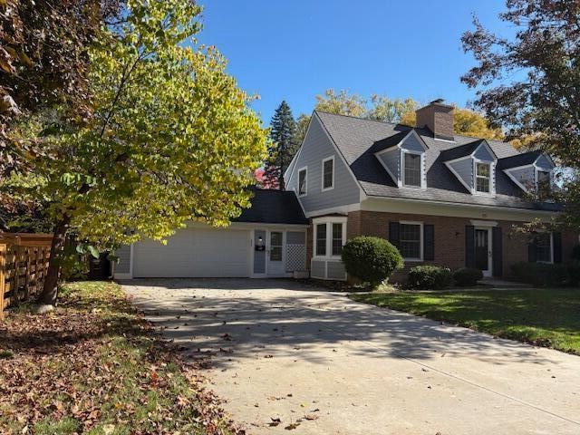 Building Photo - 815 Hewett Dr