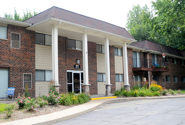 Building Photo - Arbor Glen Apartments