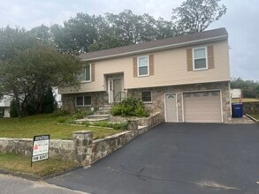 Building Photo - 5 Rotella Dr