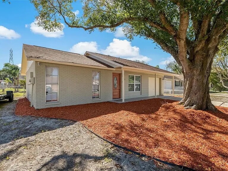 Foto del edificio - 6814 Willits Ave