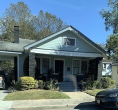 Building Photo - 910 E 41st St