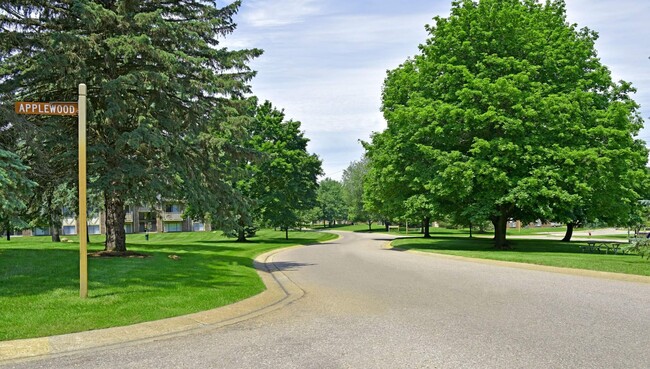 Foto del edificio - Sycamore Creek Apartments