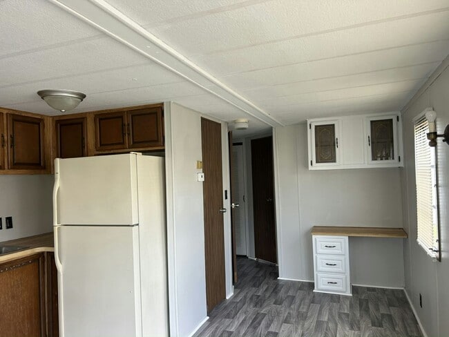 Building Photo - 16731 US-301