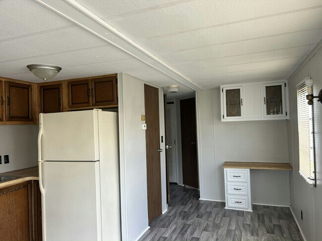 Foto del edificio - 16731 US-301