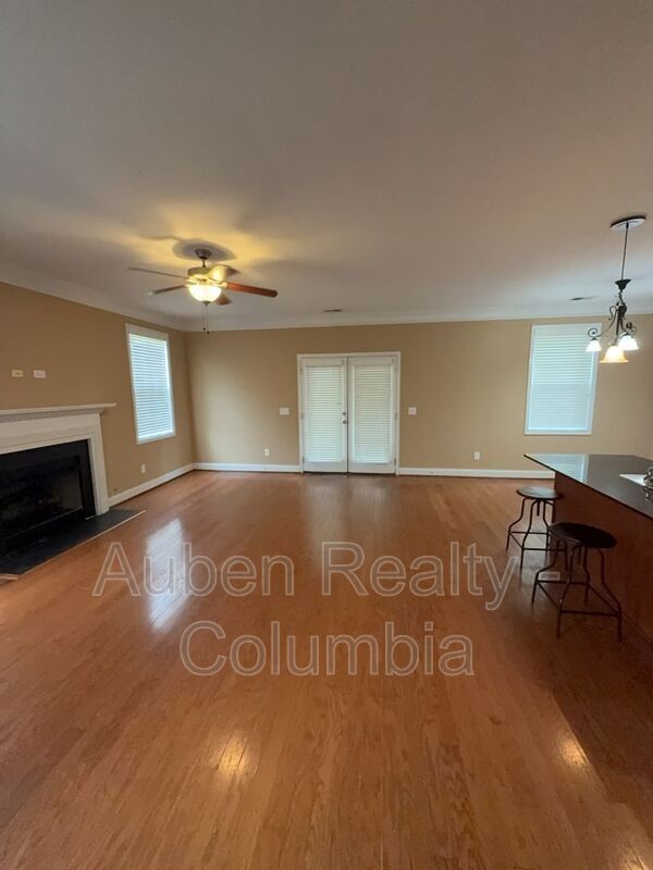 Building Photo - 100 Taylors Hill Dr