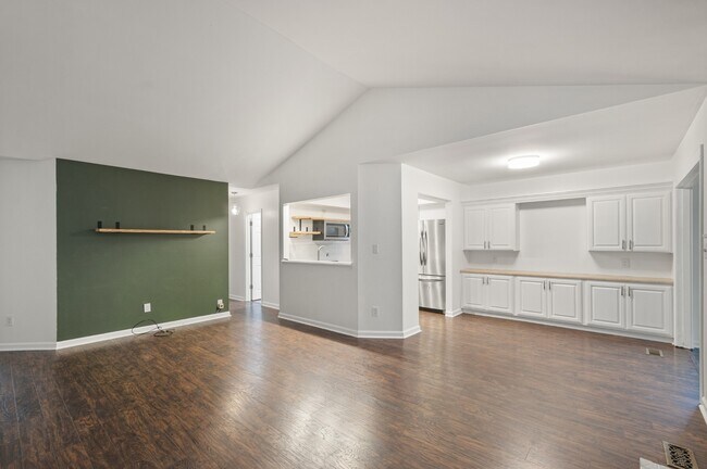 Foto del edificio - 508 Riverview Dr