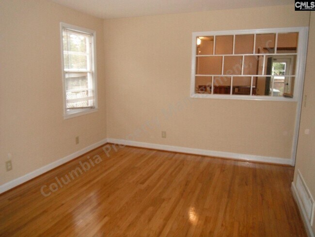Building Photo - 913 Huntington Ave
