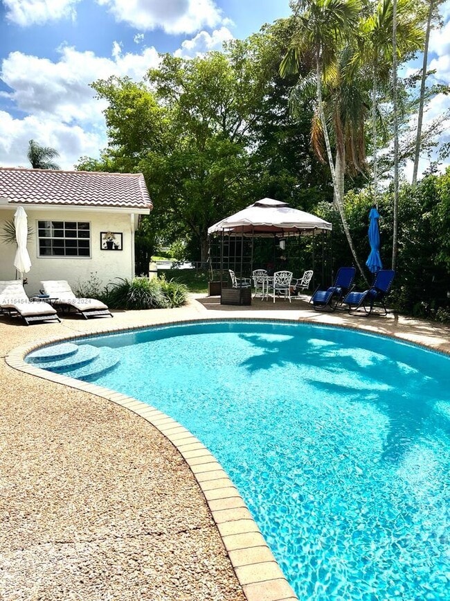 Building Photo - 3228 NW 120th Ave