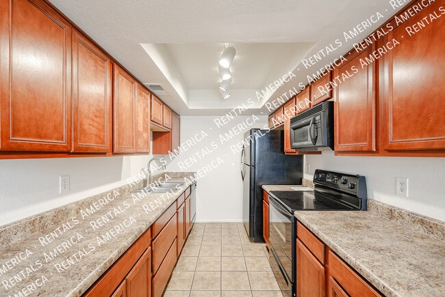 Building Photo - 1254 N 85th Pl