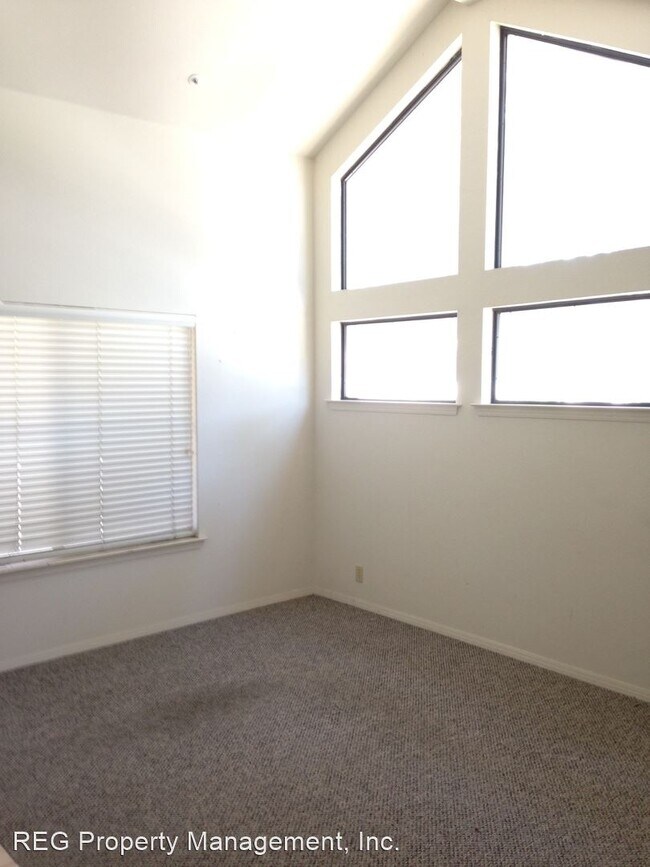 Foto del edificio - 2 br, 2.5 bath House - 265 N. Chorro Stree...