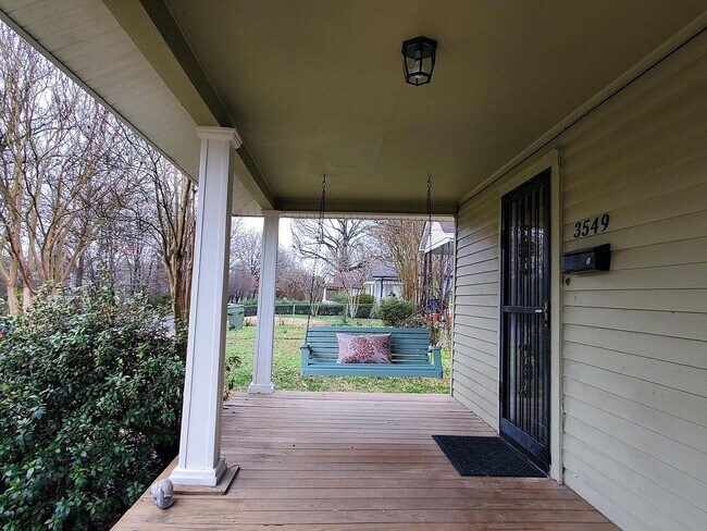 Foto del edificio - 3549 Galloway Ave