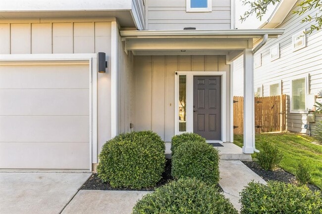 Building Photo - 5305 Daimler Dr