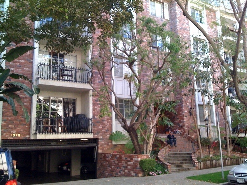 exterior - 1375 Kelton Ave