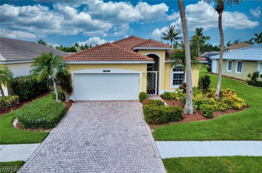 Primary Photo - 14016 Clear Water Ln