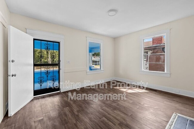 Foto del edificio - 4632 Ave U